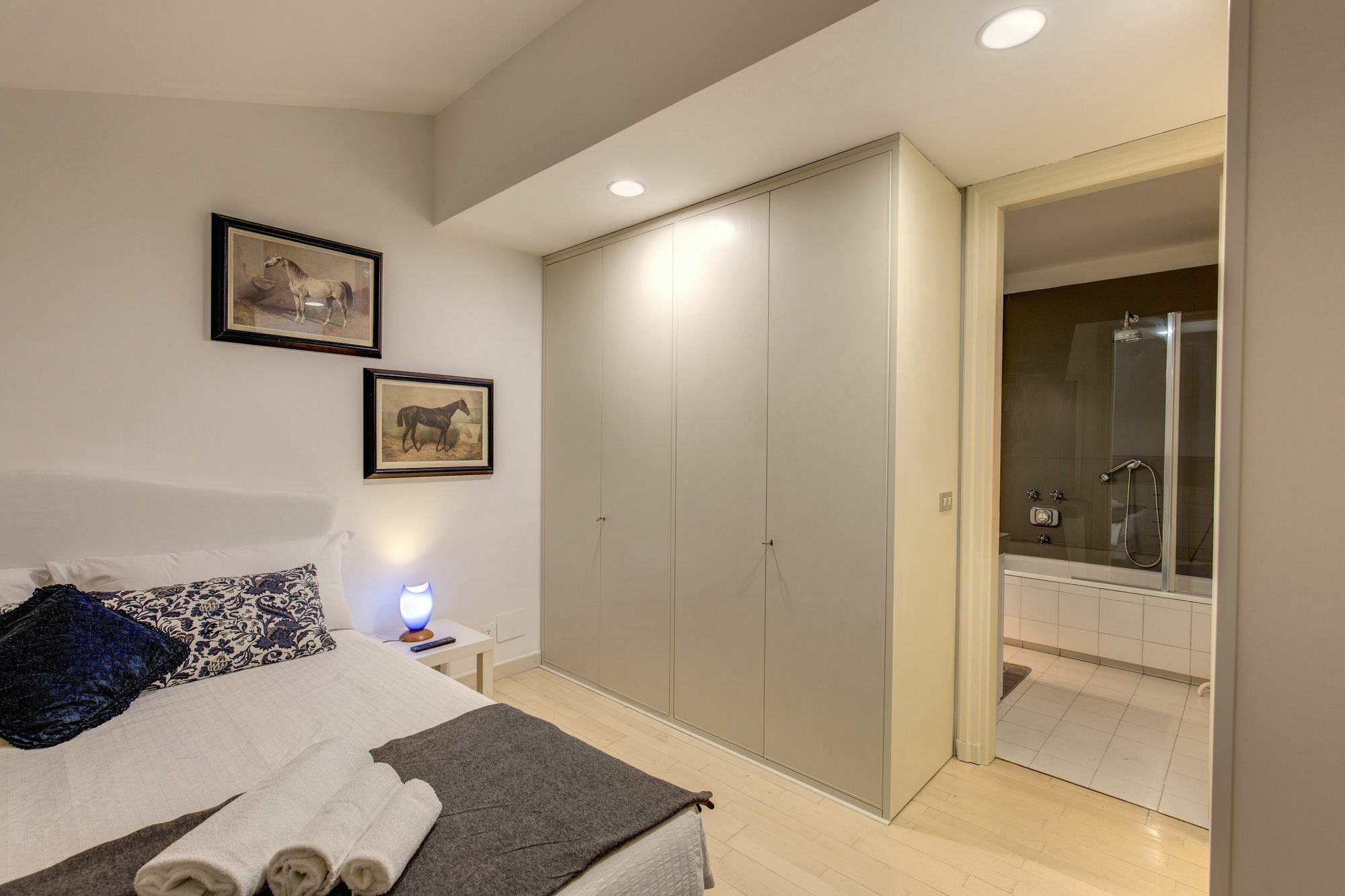 Trevi Miracle Suite Rome Exterior photo